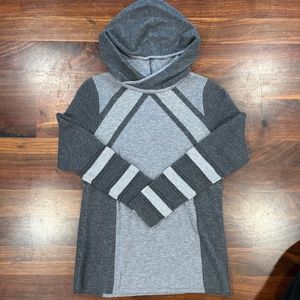 Krimson & Klover Wool-Nylon Hooded Sweater M